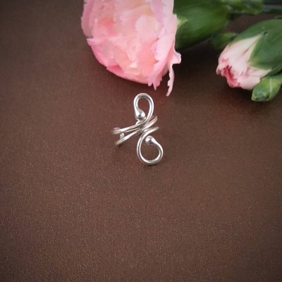 Sterling silver ear cuff - No piercing Ear Cuff