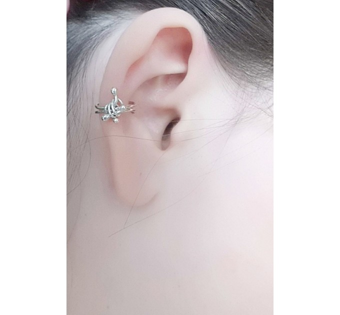 Sterling silver ear cuff - No piercing Ear Cuff - Fake conch ring