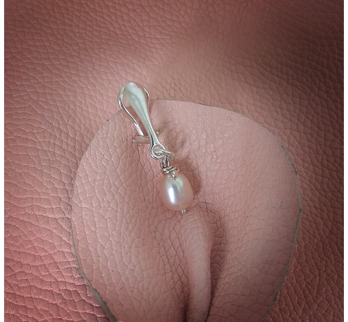 Clitoral Jewellery serling silver Faux piercing  with natural pearl Non Piercing Clit Clip Adult fun sex toys