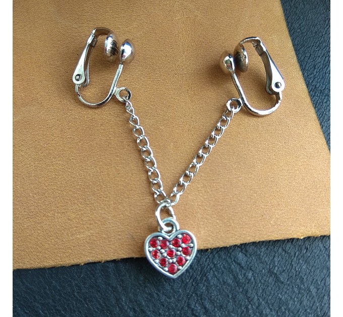 Heart Clitoral Jewellery, Faux piercing with chain and heart Non Piercing Mature ,Clit Clip Adult fun sex toys