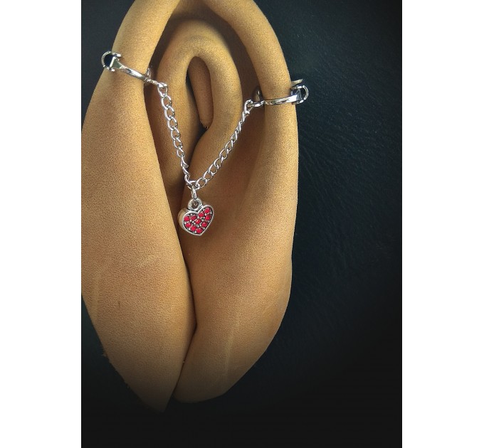 Heart Clitoral Jewellery, Faux piercing with chain and heart Non Piercing Mature ,Clit Clip Adult fun sex toys