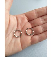 Magnetic nipple rings