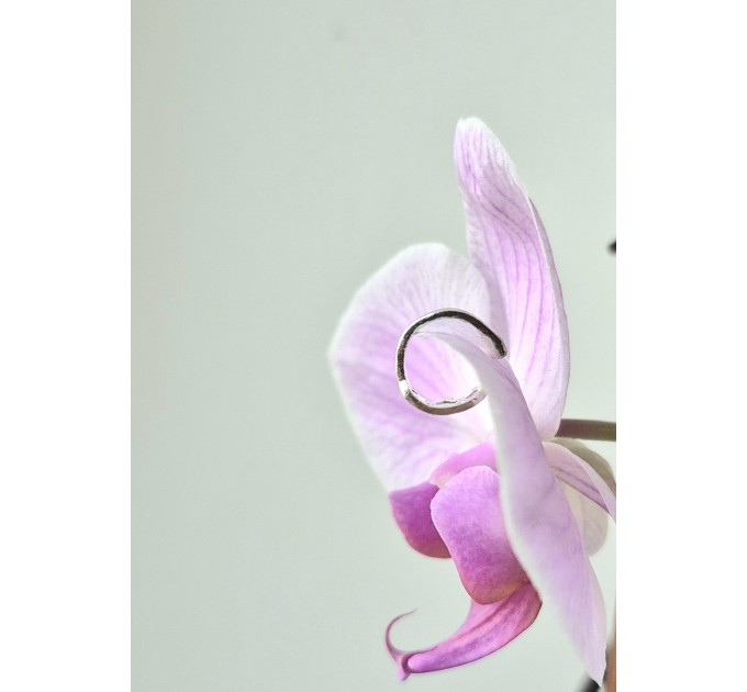 Crown Ear Cuff – No-Piercing Gold Crown Earring 