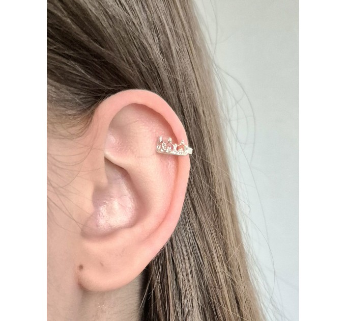 Crown Ear Cuff – No-Piercing Gold Crown Earring 