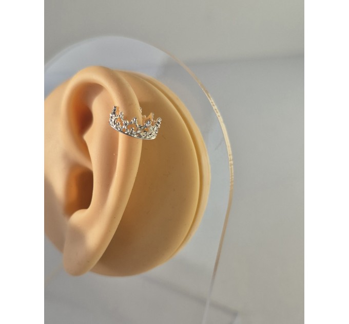 Handmade Crown Ear Cuff "Queen" – No Piercing Needed