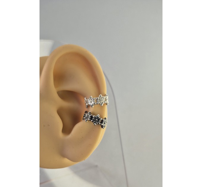 Silver Flower Ear Cuff – Handmade No-Piercing Jewelry