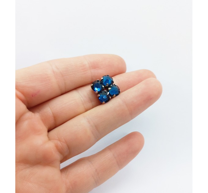Fake nipple piercing  wih crystal