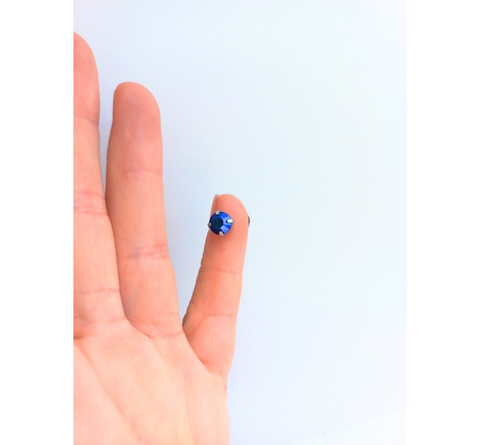 Fake nipple piercing  wih crystal
