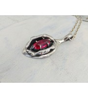 Silver yoni pendant with ruby